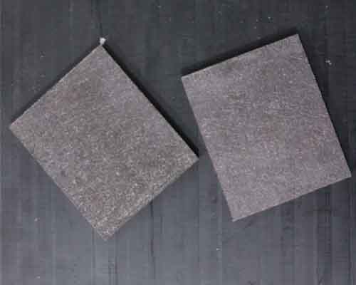 昆山騰恩電子材料有限公司的玻璃纖維板別名:玻璃纖維隔熱板,玻纖板(FR-4),玻璃纖維合成板等,由玻璃纖維材料和高耐熱性的復(fù)合材料合成,不含對(duì)人體有害石棉成份。具有較高的機(jī)械性能和介電性能,較好的耐熱性和耐潮性,有良好的加工性。用于塑膠模具,注塑模具,機(jī)械制造,成型機(jī),鉆孔機(jī),注塑機(jī),電機(jī),PCB,ICT治具,臺(tái)面研磨墊板。注塑模具成型通常要求:高溫料和低溫模。同機(jī)狀況下必須采用隔熱方法。保持注模低溫同時(shí)不能使注塑機(jī)溫度過(guò)高。在注模與注機(jī)之間安裝絕緣隔熱板就能滿足這一要求。縮短生產(chǎn)周期,提高生產(chǎn)率,降低能耗,改善成品質(zhì)量,連續(xù)生產(chǎn)工藝保證了產(chǎn)品質(zhì)量穩(wěn)定,防止機(jī)器過(guò)熱,無(wú)電器故障,液壓系統(tǒng)無(wú)漏油。 玻昆山騰恩電子材料有限公司的璃纖維板表面粘有玻璃纖維的膠合板是在高溫高壓下制造的,它的外表面具有高質(zhì)量的防潮濕性能。這種板適于制造集裝箱之用。供應(yīng)的尺寸為:板寬可達(dá)3658毫米,板長(zhǎng)可以是任何尺寸,最長(zhǎng)可達(dá)12米。玻璃纖維的含量按重量為25-40%。標(biāo)準(zhǔn)的顏色為灰色和次白色。該板能用蒸汽清洗 昆山騰恩電子材料有限公司的玻璃纖維板別名:玻璃纖維隔熱板,玻纖板(FR-4),玻璃纖維合成板等,由玻璃纖維材料和高耐熱性的復(fù)合材料合成,不含對(duì)人體有害石棉成份。具有較高的機(jī)械性能和介電性能,較好的耐熱性和耐潮性,有良好的加工性。用于塑膠模具,注塑模具,機(jī)械制造,成型機(jī),鉆孔機(jī),注塑機(jī),電機(jī),PCB,ICT治具,臺(tái)面研磨墊板。注塑模具成型通常要求:高溫料和低溫模。同機(jī)狀況下必須采用隔熱方法。保持注模低溫同時(shí)不能使注塑機(jī)溫度過(guò)高。在注模與注機(jī)之間安裝絕緣隔熱板就能滿足這一要求。縮短生產(chǎn)周期,提高生產(chǎn)率,降低能耗,改善成品質(zhì)量,連續(xù)生產(chǎn)工藝保證了產(chǎn)品質(zhì)量穩(wěn)定,防止機(jī)器過(guò)熱,無(wú)電器故障,液壓系統(tǒng)無(wú)漏油。 玻昆山騰恩電子材料有限公司的璃纖維板表面粘有玻璃纖維的膠合板是在高溫高壓下制造的,它的外表面具有高質(zhì)量的防潮濕性能。這種板適于制造集裝箱之用。供應(yīng)的尺寸為:板寬可達(dá)3658毫米,板長(zhǎng)可以是任何尺寸,最長(zhǎng)可達(dá)12米。玻璃纖維的含量按重量為25-40%。標(biāo)準(zhǔn)的顏色為灰色和次白色。該板能用蒸汽清洗